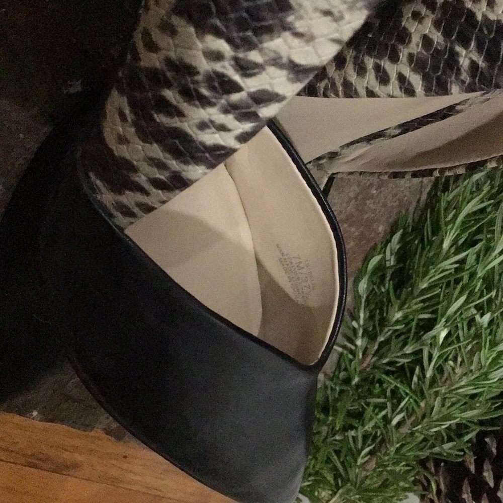 1. State shoes only used one evening inside.